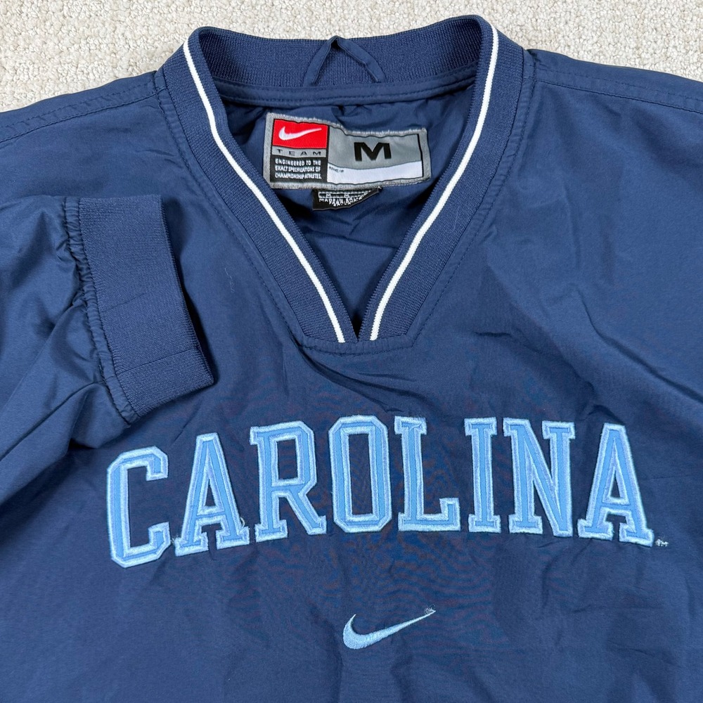 Nike Mens Medium North Carolina Tar Heels Blue V-Neck Pullover Windbreaker *Read